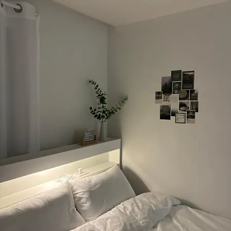 Leeleemate 2 Rooms, 2 Beds, For 4 People, 5 Minutes From Mangwon Station